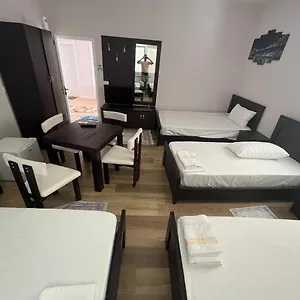 Hotel Bujtina