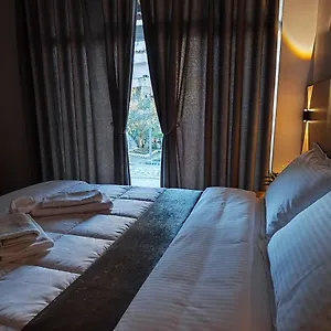 4* Couette-café Elvish Garden Boutique